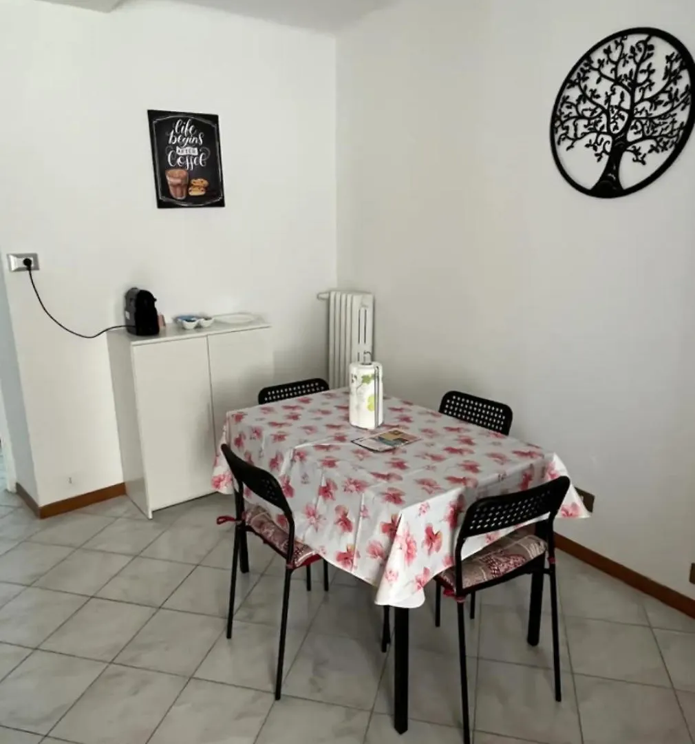 Andromeda 2 Apartment Genoa 0*,  Italy